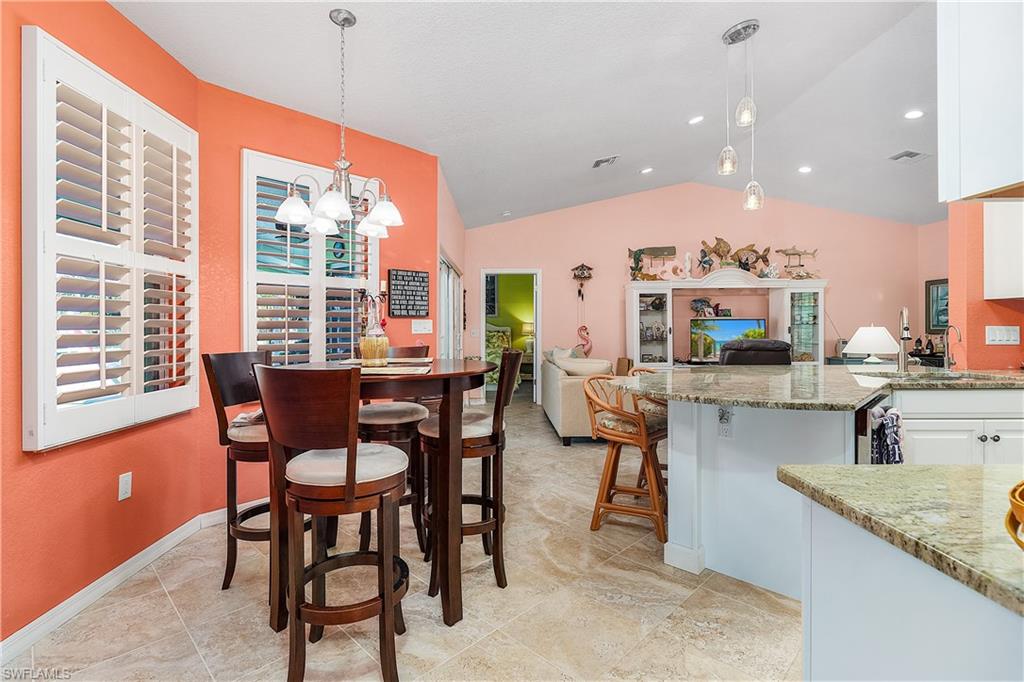 CHARLOTTE SHORES - Residential