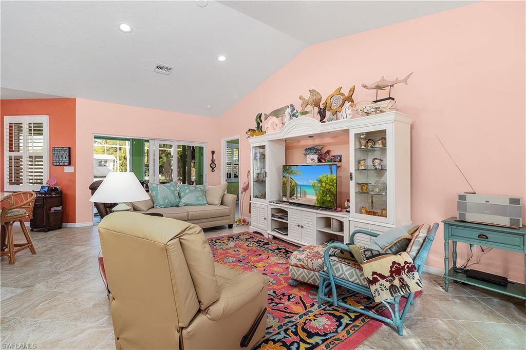 CHARLOTTE SHORES - Residential