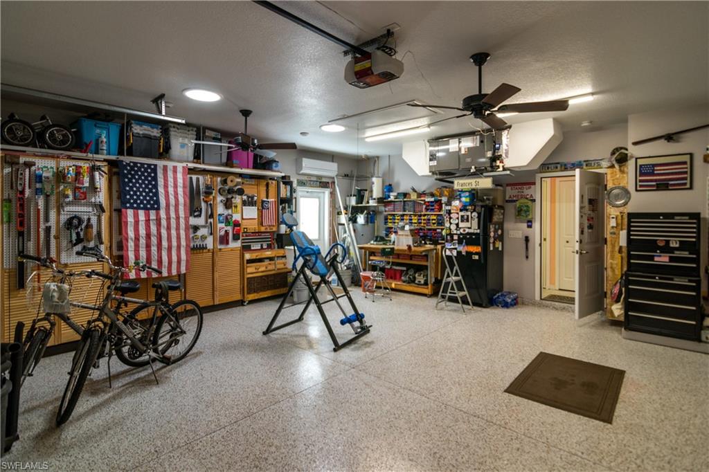 CHARLOTTE SHORES - Residential