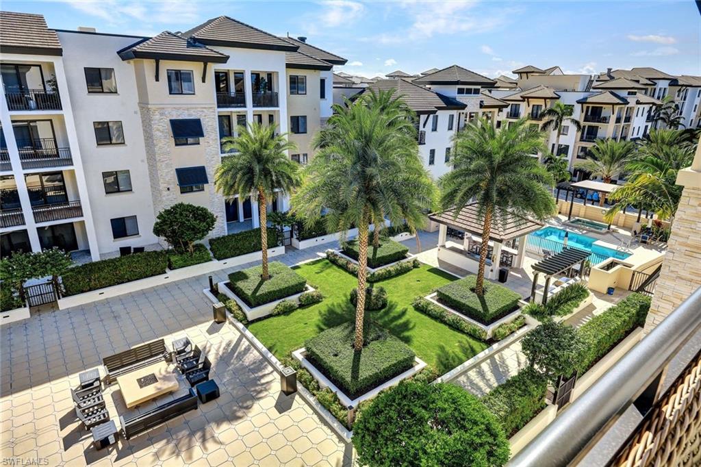 NAPLES SQUARE - Residential Lease