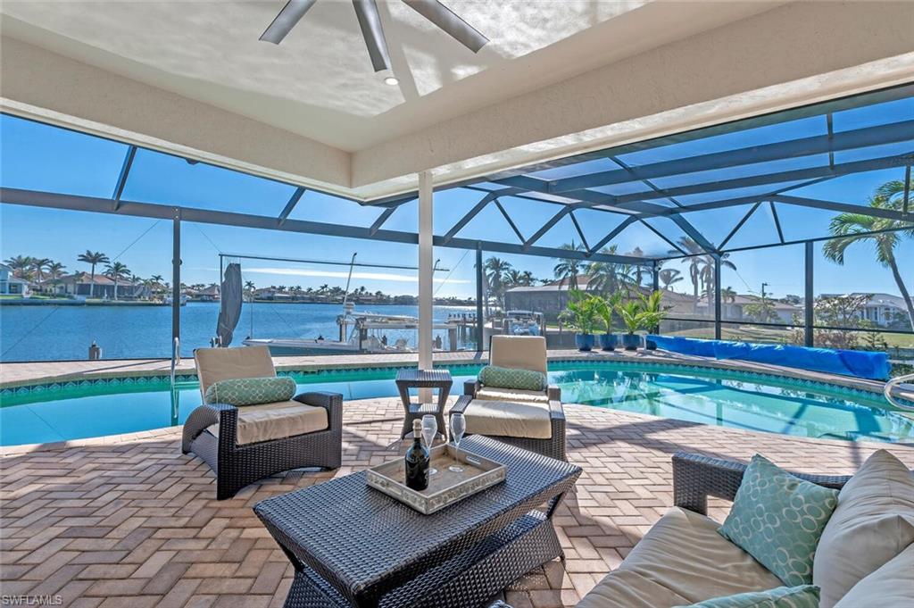 MARCO BEACH - Residential