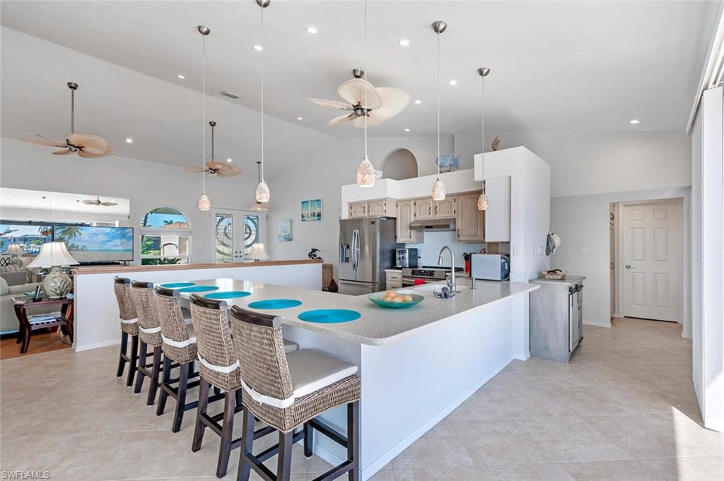 MARCO BEACH - Residential