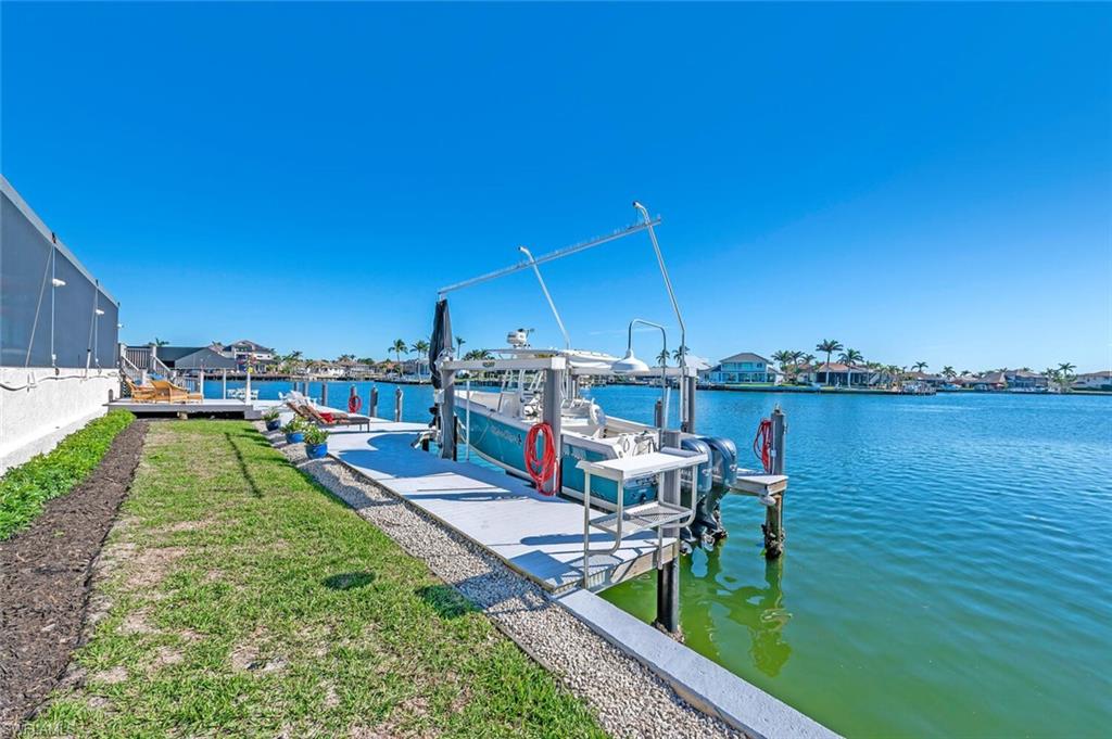 MARCO BEACH - Residential