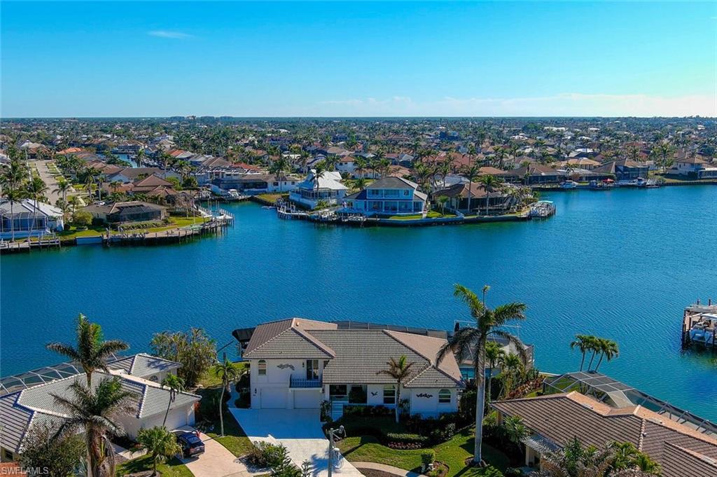 MARCO BEACH - Residential