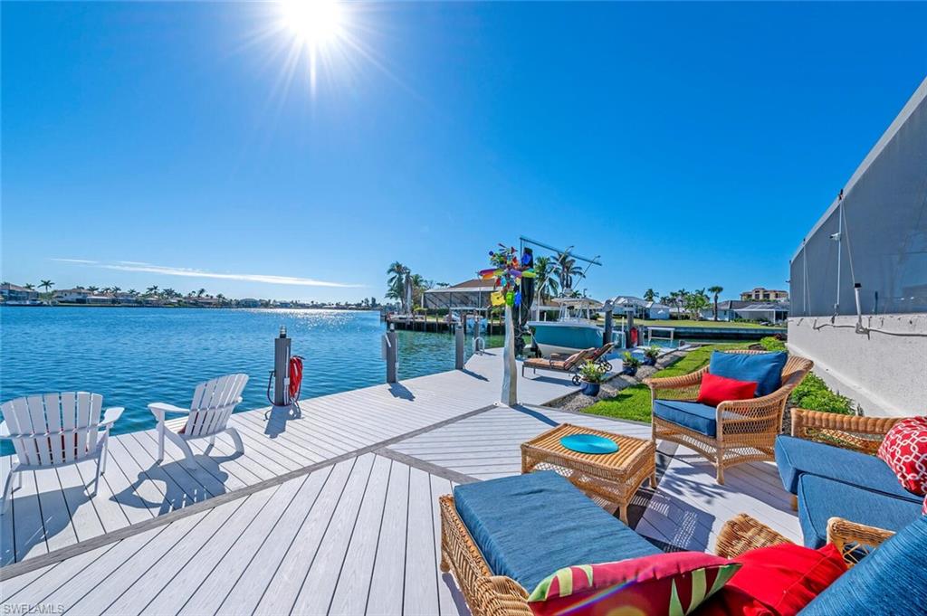 MARCO BEACH - Residential