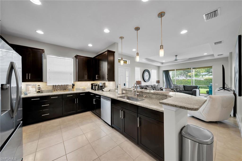 SANDOVAL - Residential