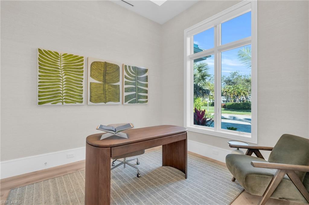 MOORINGS - Residential