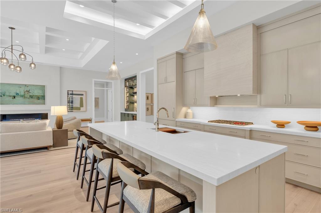 MOORINGS - Residential