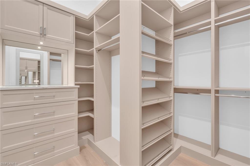 MOORINGS - Residential