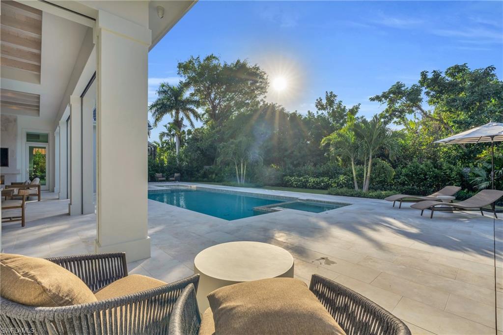 MOORINGS - Residential