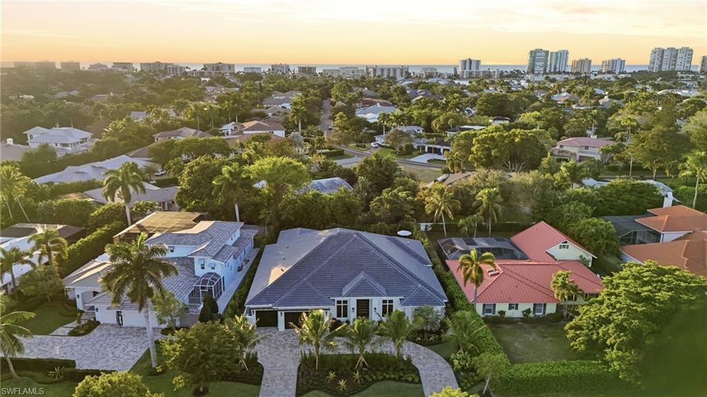 Photo of 3353 Binnacle DR, NAPLES, FL 34103 (MLS # 225083530)