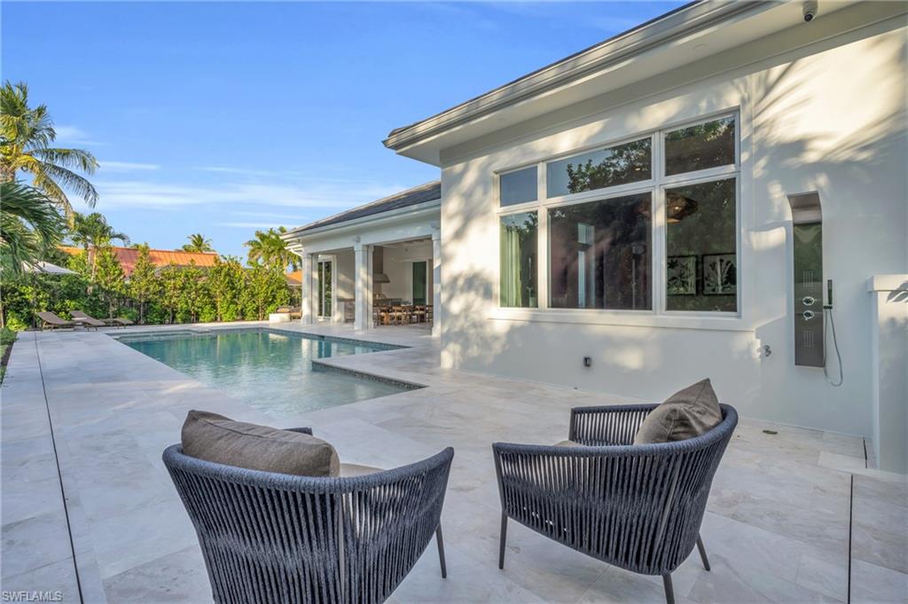 MOORINGS - Residential