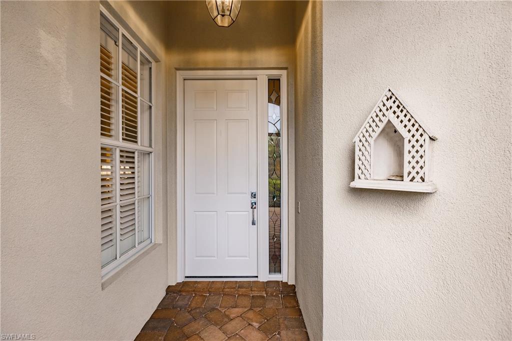 VILLAGE WALK - Residential