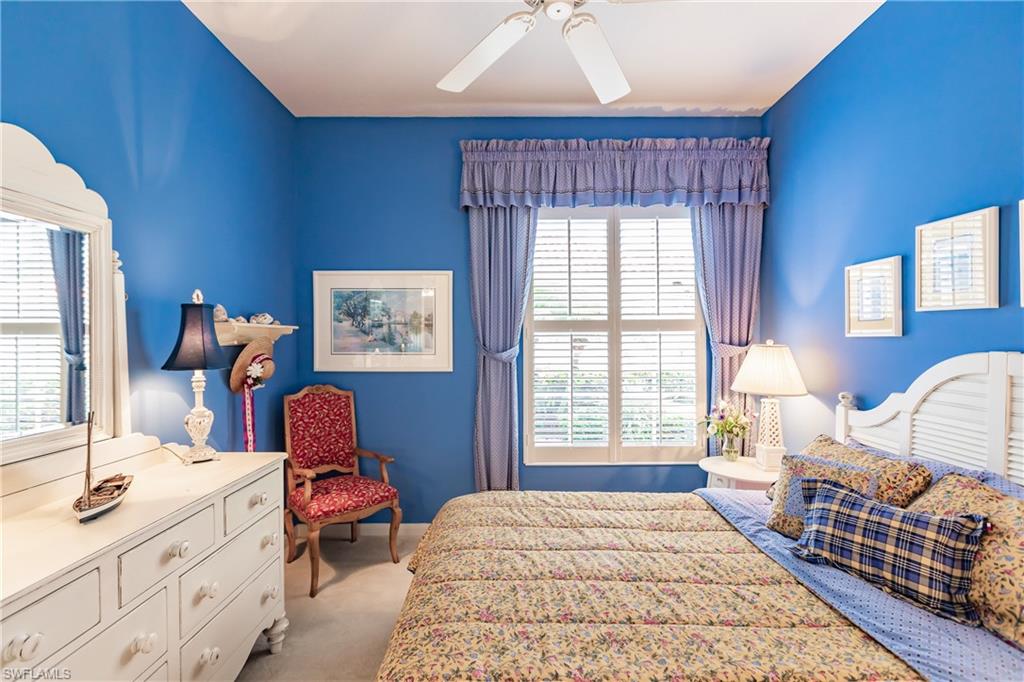 VILLAGE WALK - Residential