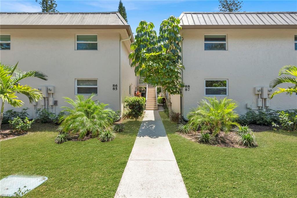 ROYAL BAY VILLAS - Residential