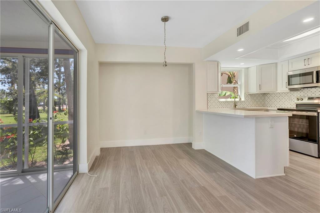 ROYAL BAY VILLAS - Residential