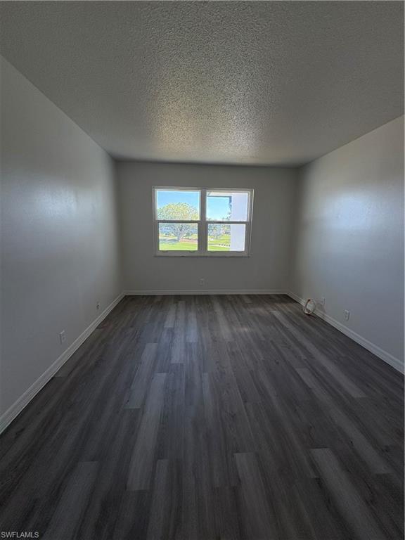 SEVEN LAKES - Residential