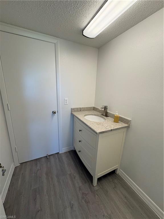 SEVEN LAKES - Residential