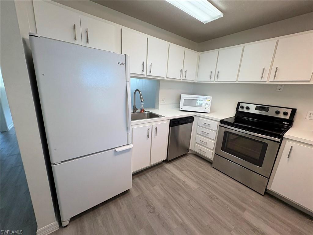 SEVEN LAKES - Residential