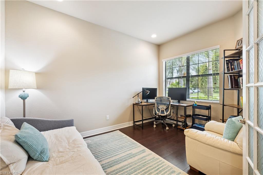 MARINA BAY - Residential