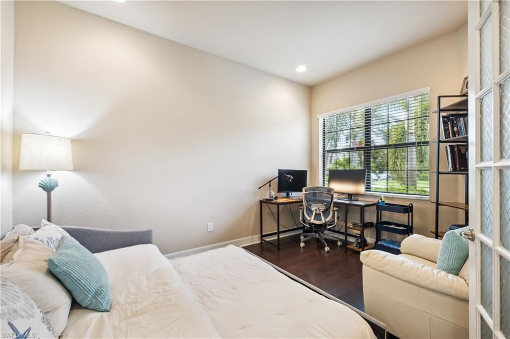 MARINA BAY - Residential