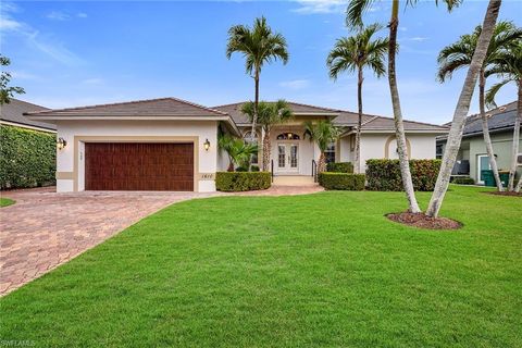 1610 Begonia CT MARCO ISLAND FL 34145