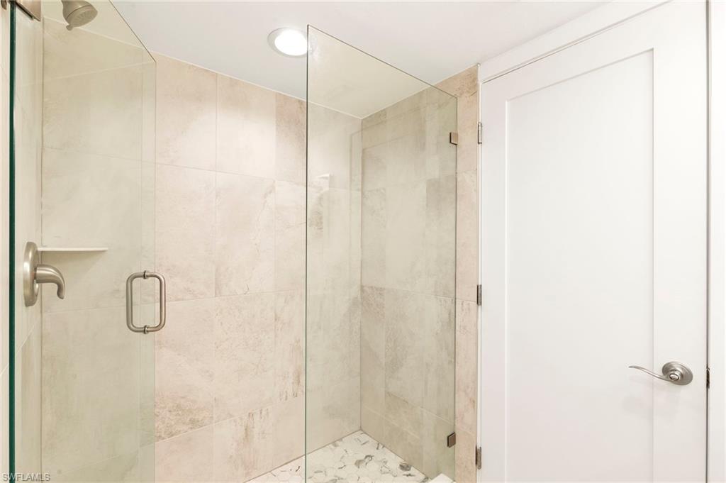 VILLE DE MARCO - Residential