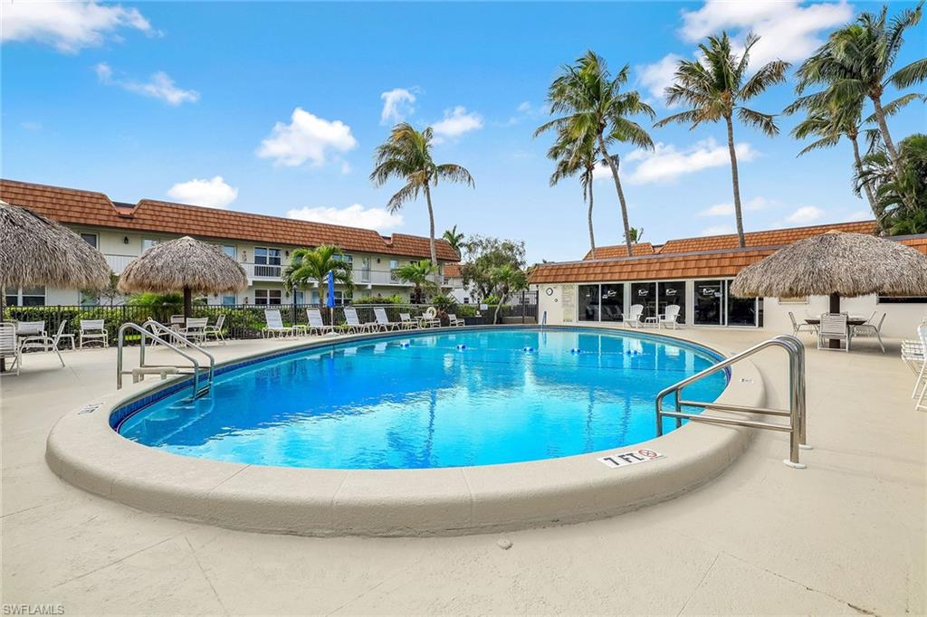 SEABREEZE APTS - Residential