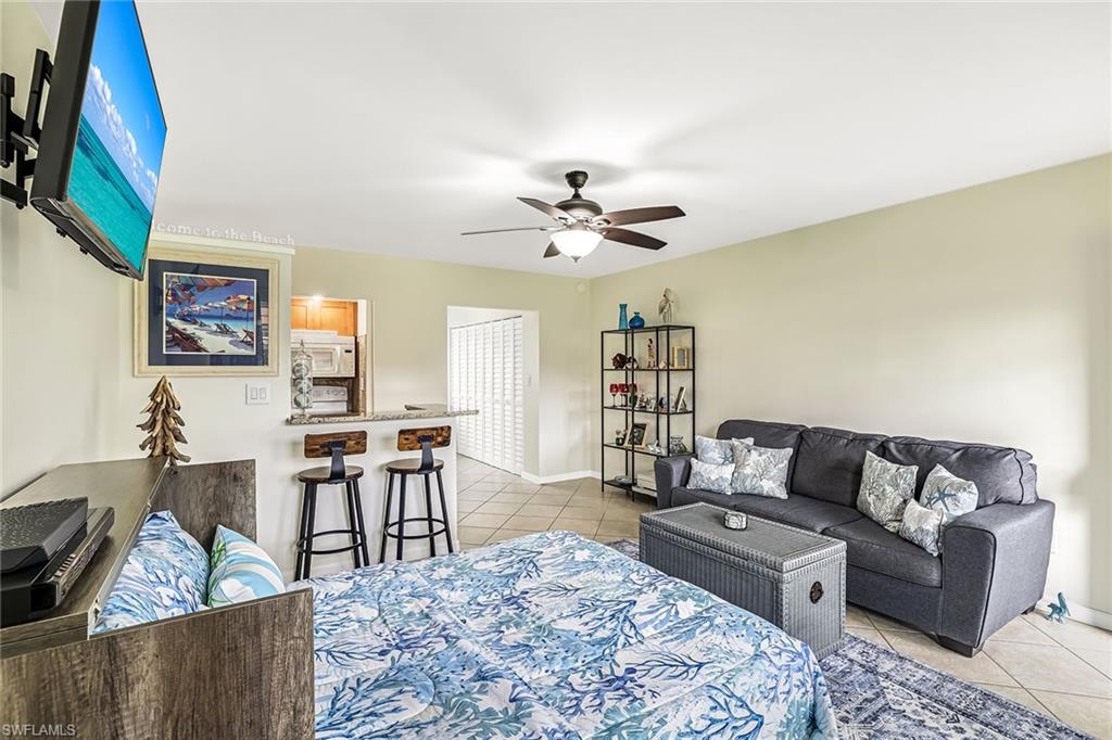 SEABREEZE APTS - Residential