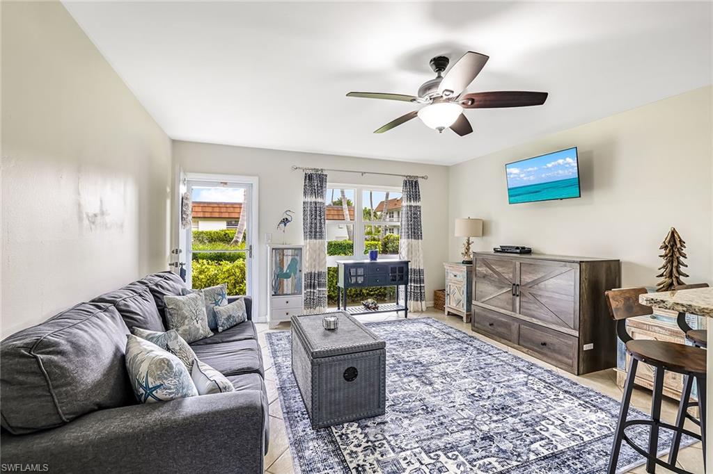 SEABREEZE APTS - Residential