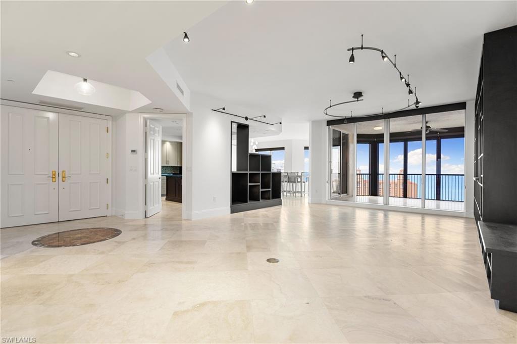 TRIESTE AT BAY COLONY - Residential