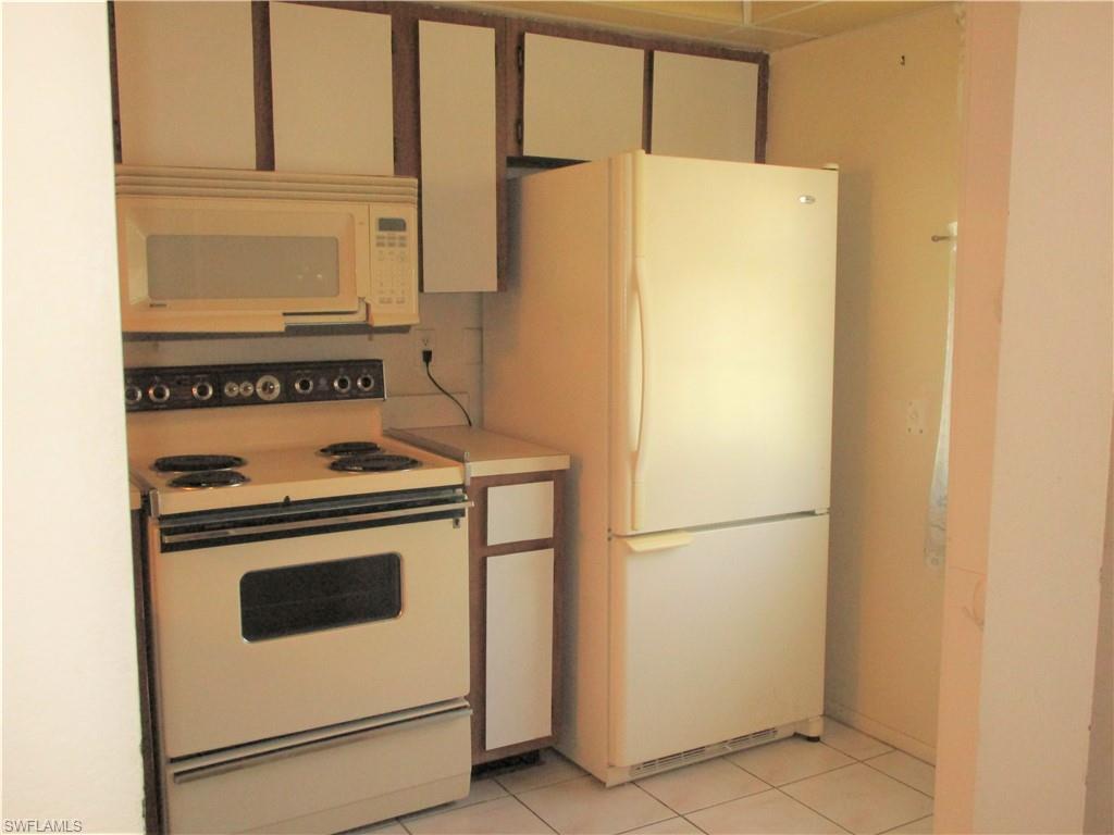 SOUTH POINTE VILLAS CONDO - Residential