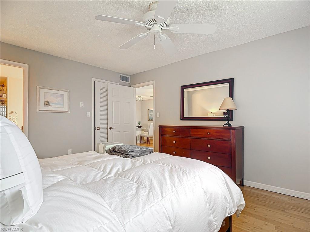 TURTLE LAKE GOLF COLONY - Residential Lease