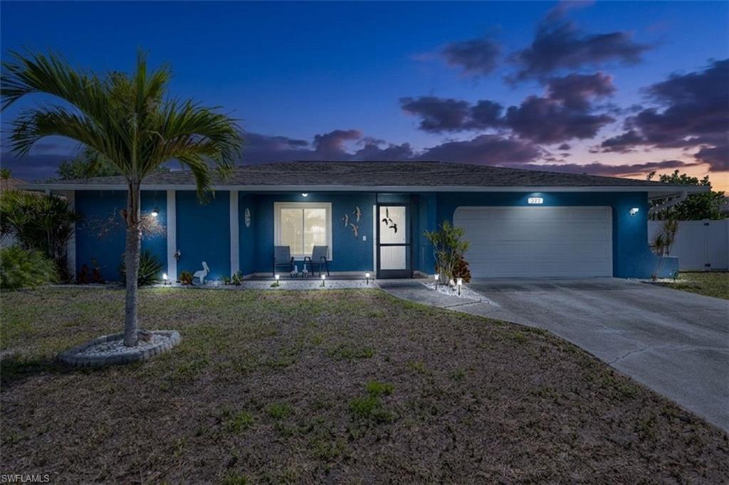 CAPE CORAL - Residential