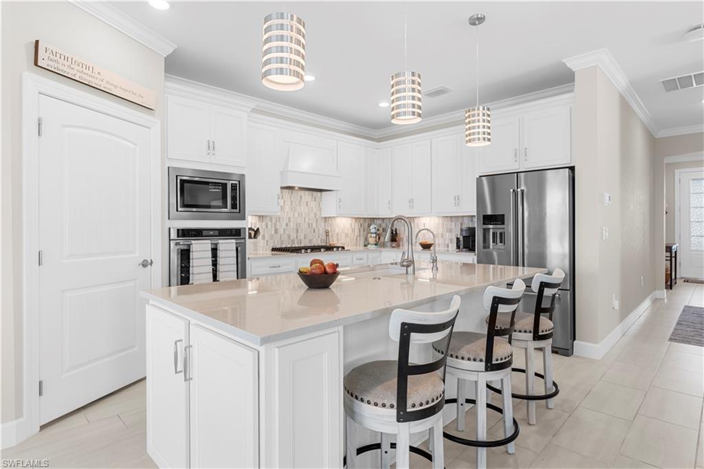 NORTHRIDGE - Residential