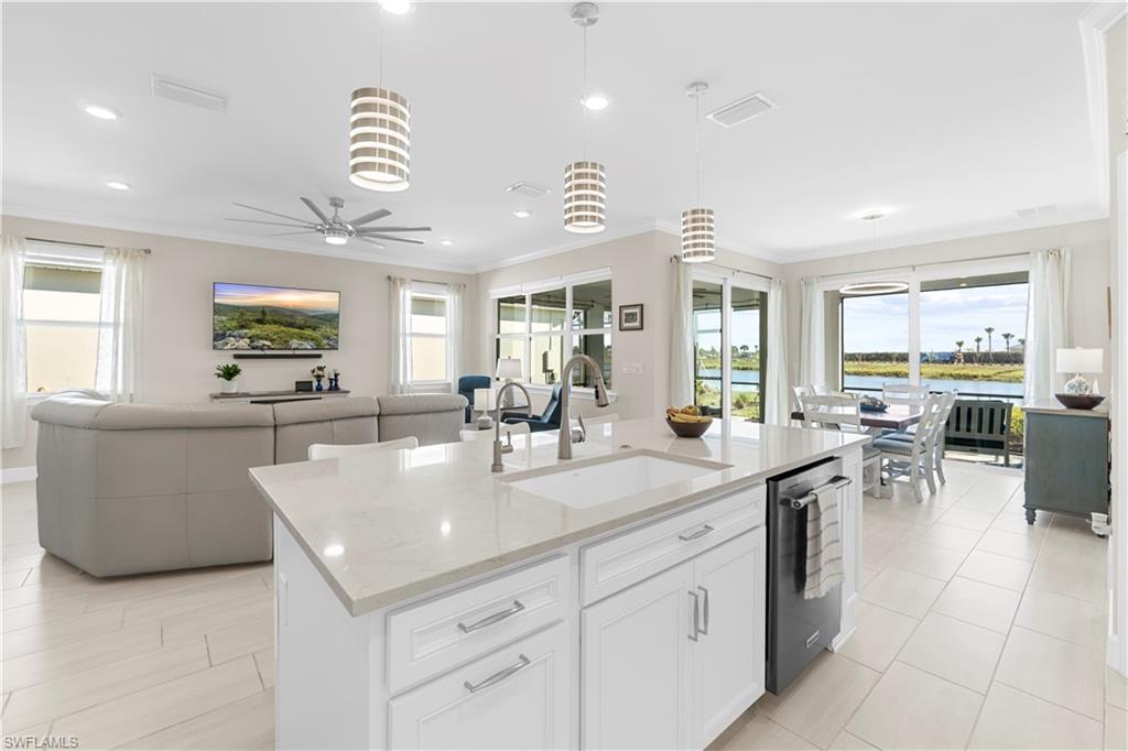 NORTHRIDGE - Residential