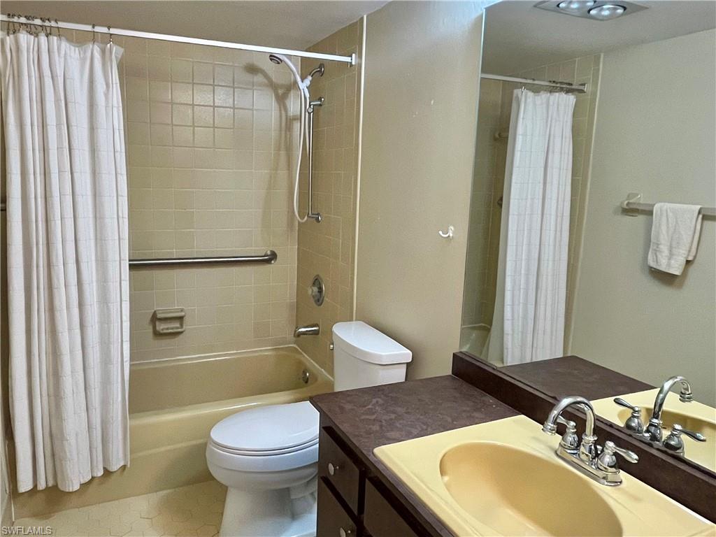 MYERLEE CIRCLE CONDO - Residential