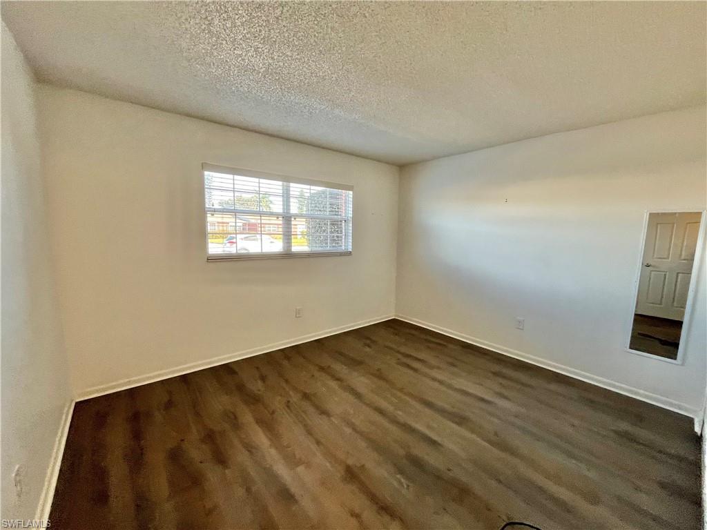 MYERLEE CIRCLE CONDO - Residential