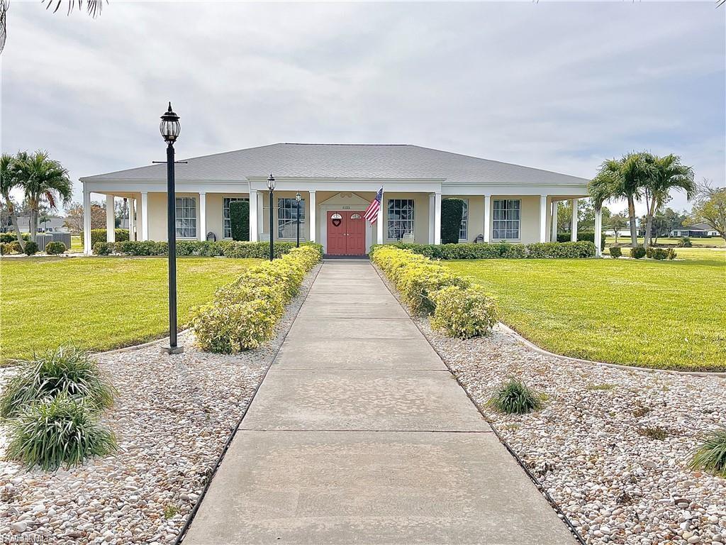 MYERLEE CIRCLE CONDO - Residential