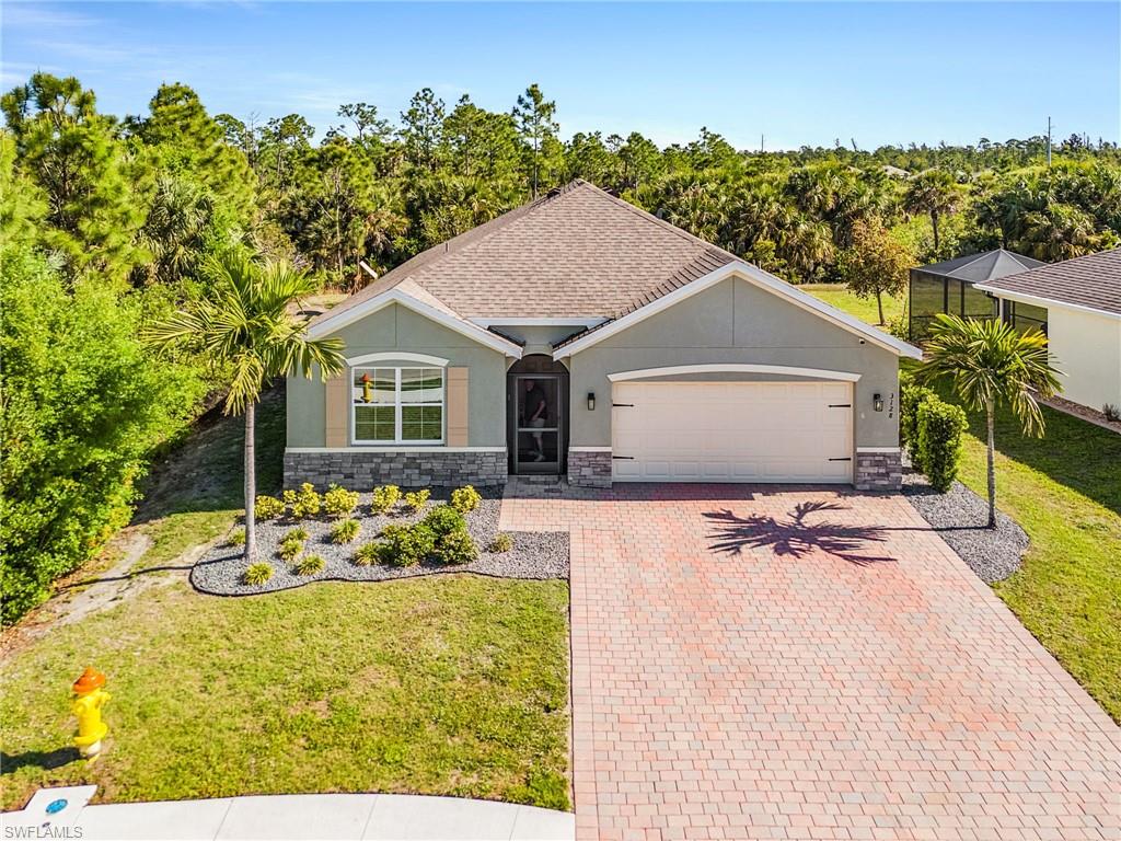 ENTRADA - Residential