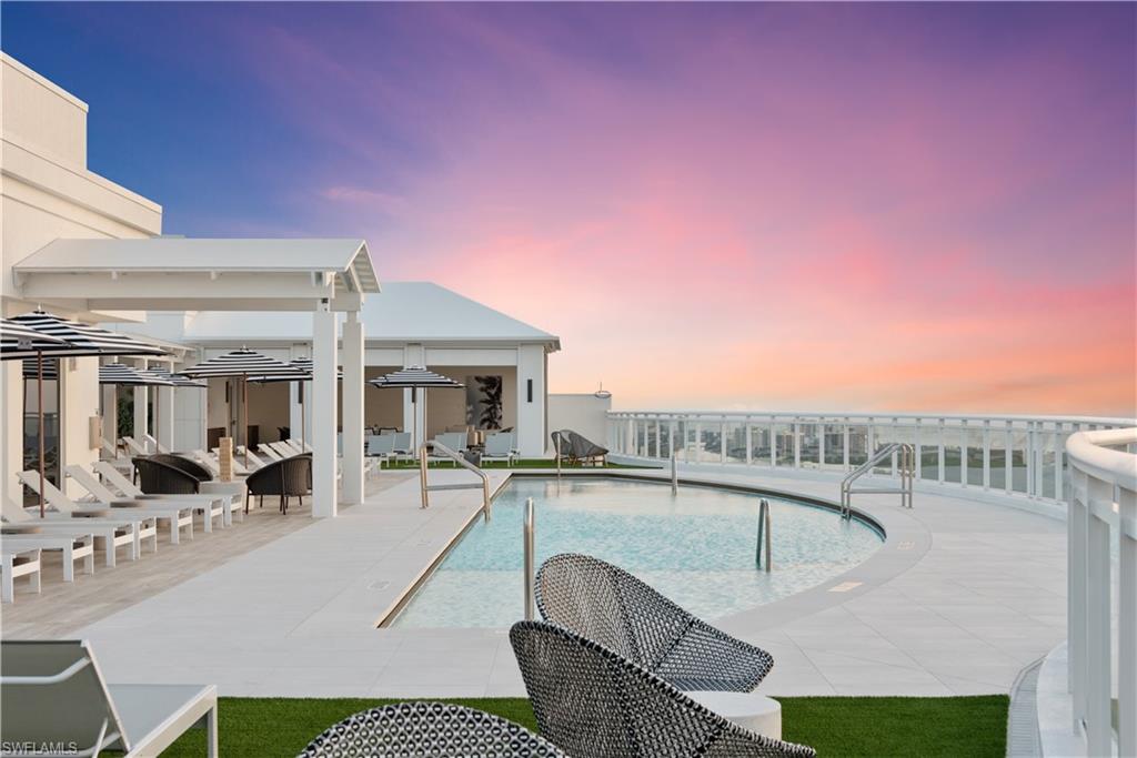 KALEA BAY TOWER 300 - Residential