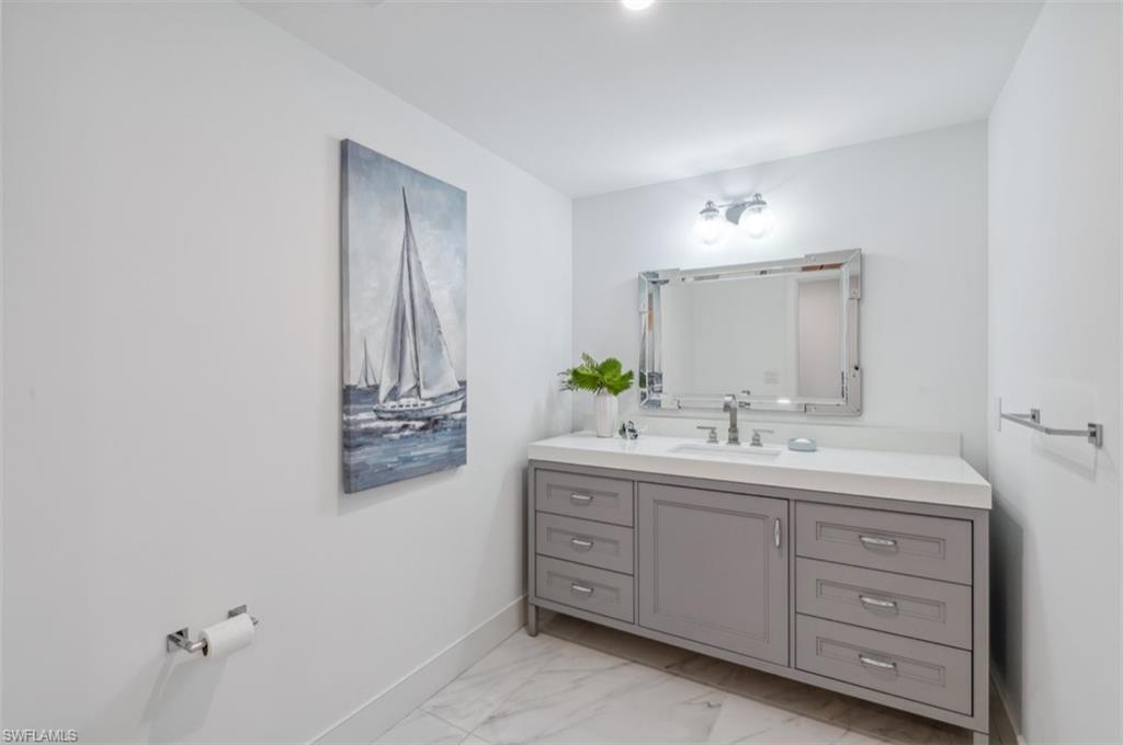 KALEA BAY TOWER 300 - Residential