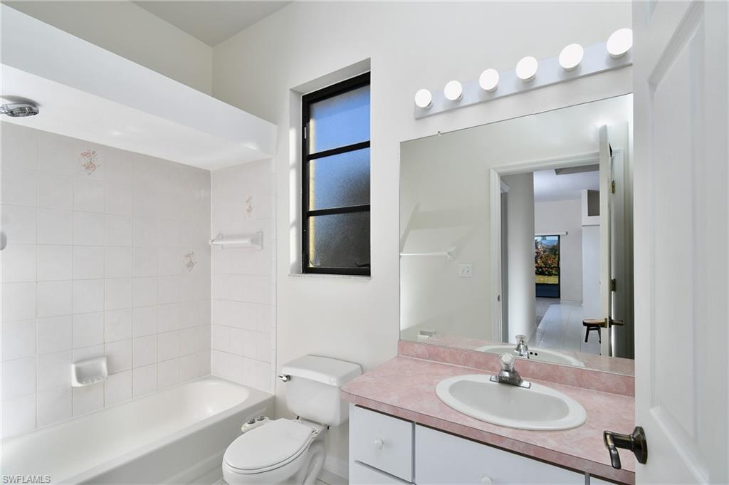 AMBERWOOD ESTATES REPLAT - Residential