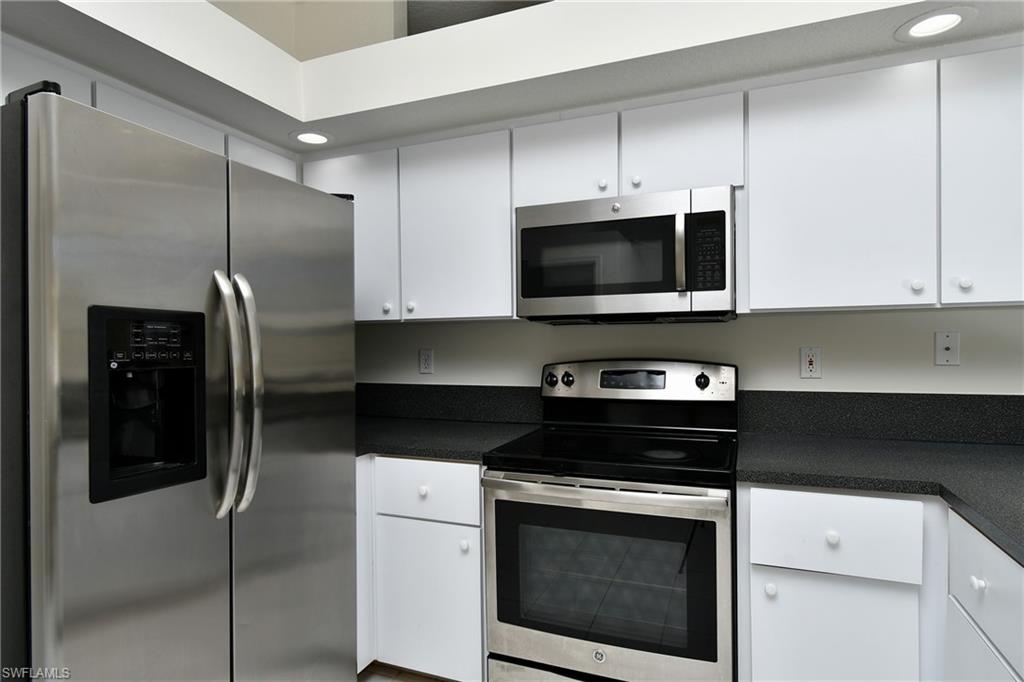 AMBERWOOD ESTATES REPLAT - Residential