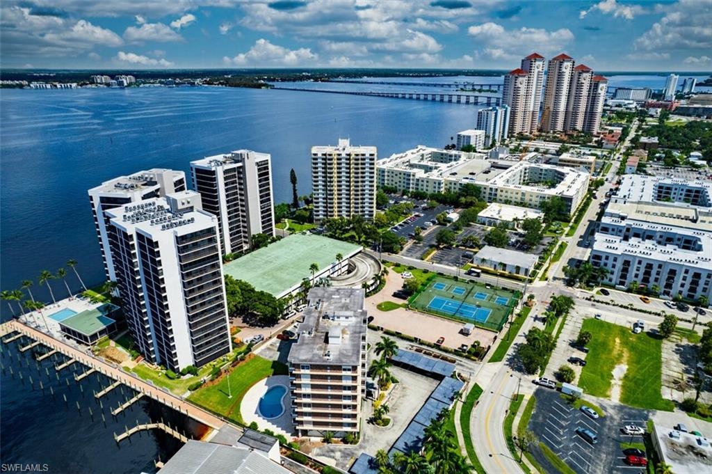 1900 Virginia AVE 102