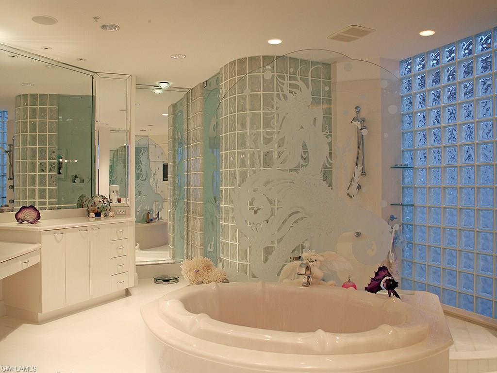 BONITA BEACH - Residential