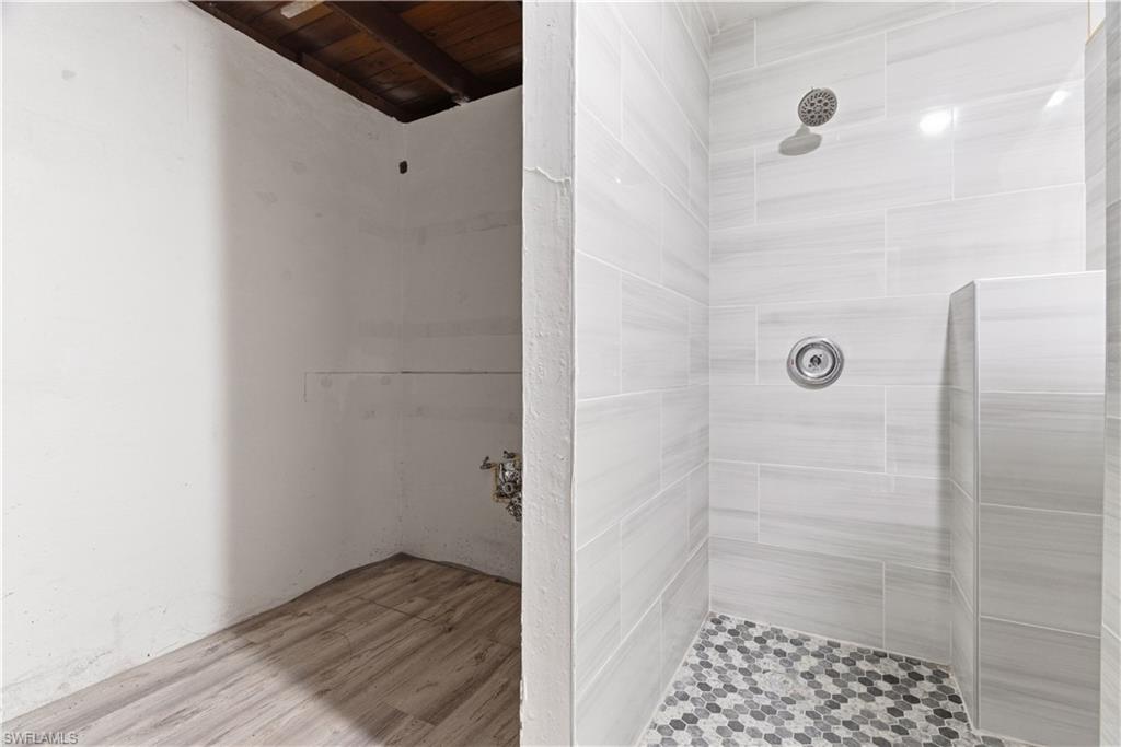 SHELL MOUND PARK - Residential