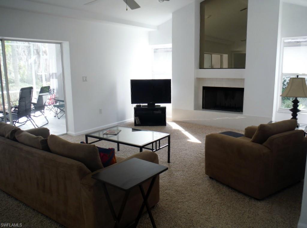 LAKESIDE VILLAS AT WILDCAT RUN - Residential