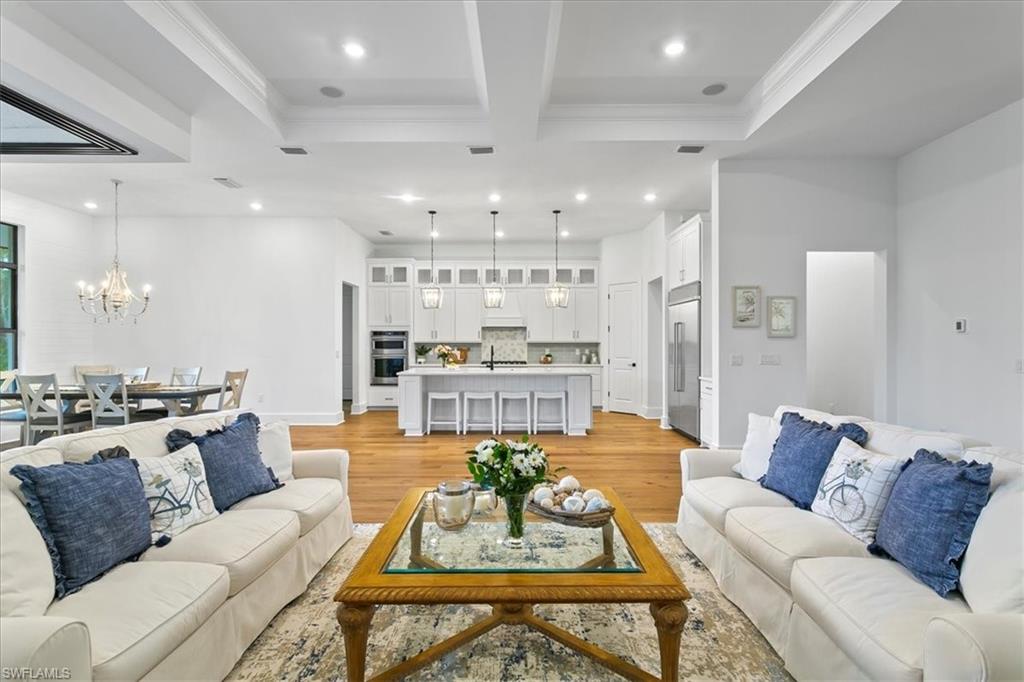 CORKSCREW ESTATES - Residential