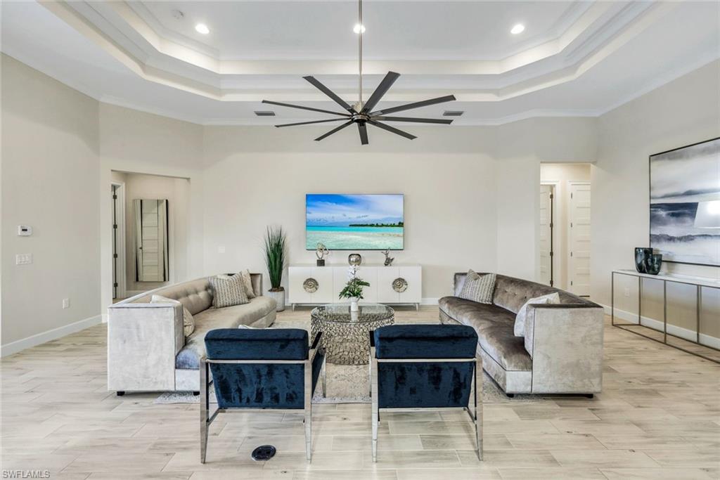 ISLES OF COLLIER PRESERVE - Residential